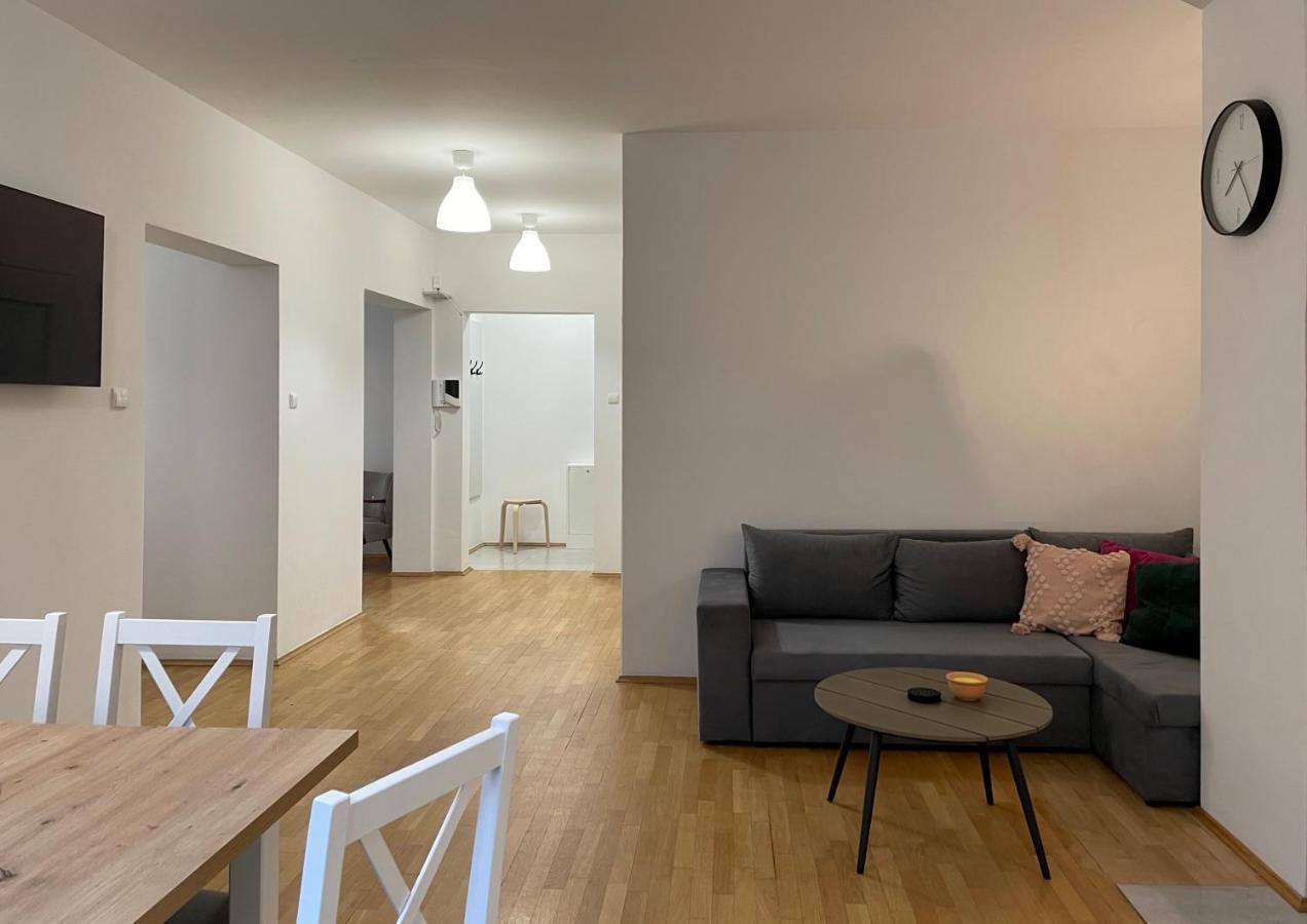 Apartament Przy Atrium Okolice Stacji Metra Rondo Onz Varsovie Extérieur photo